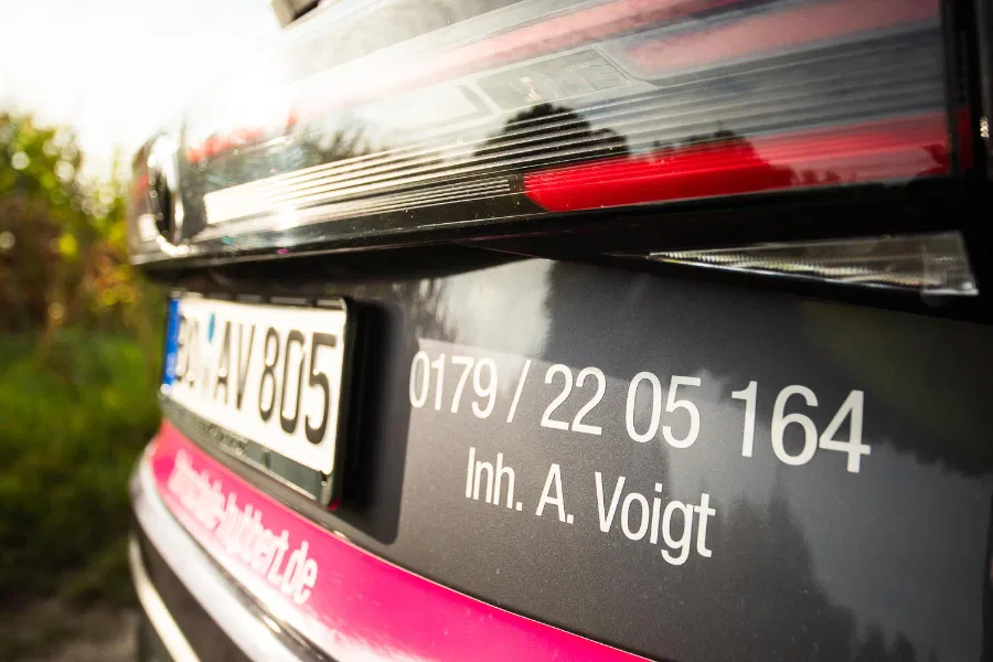 Fahrschule Hubbert Bochum - Fahrlehrer Axel Voigt anrufen