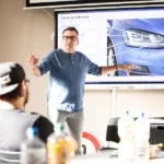 Fahrschule Bochum - Theorie-Unterricht mit Axel Voigt